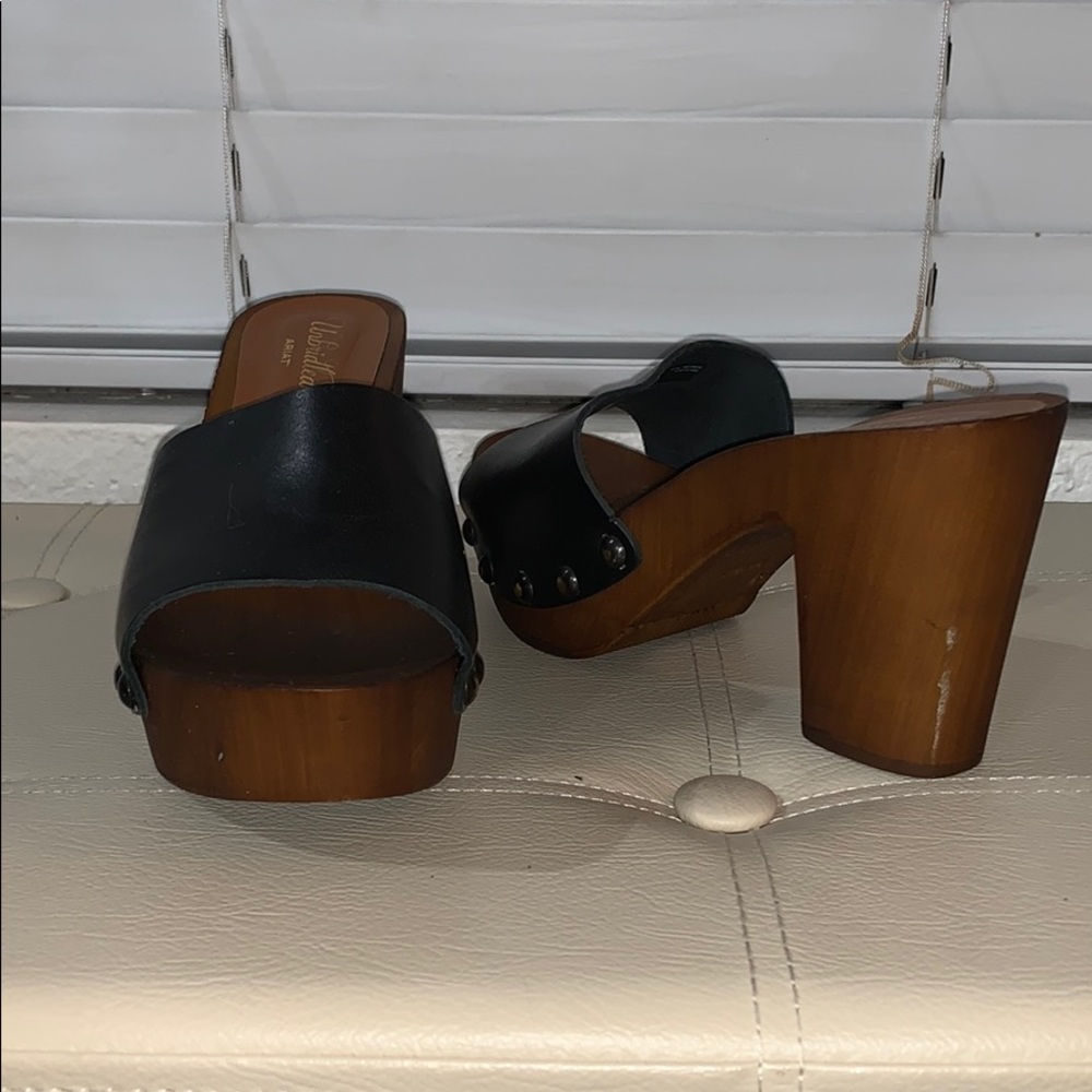 Arias women’s Unbridled Lennon Sandal